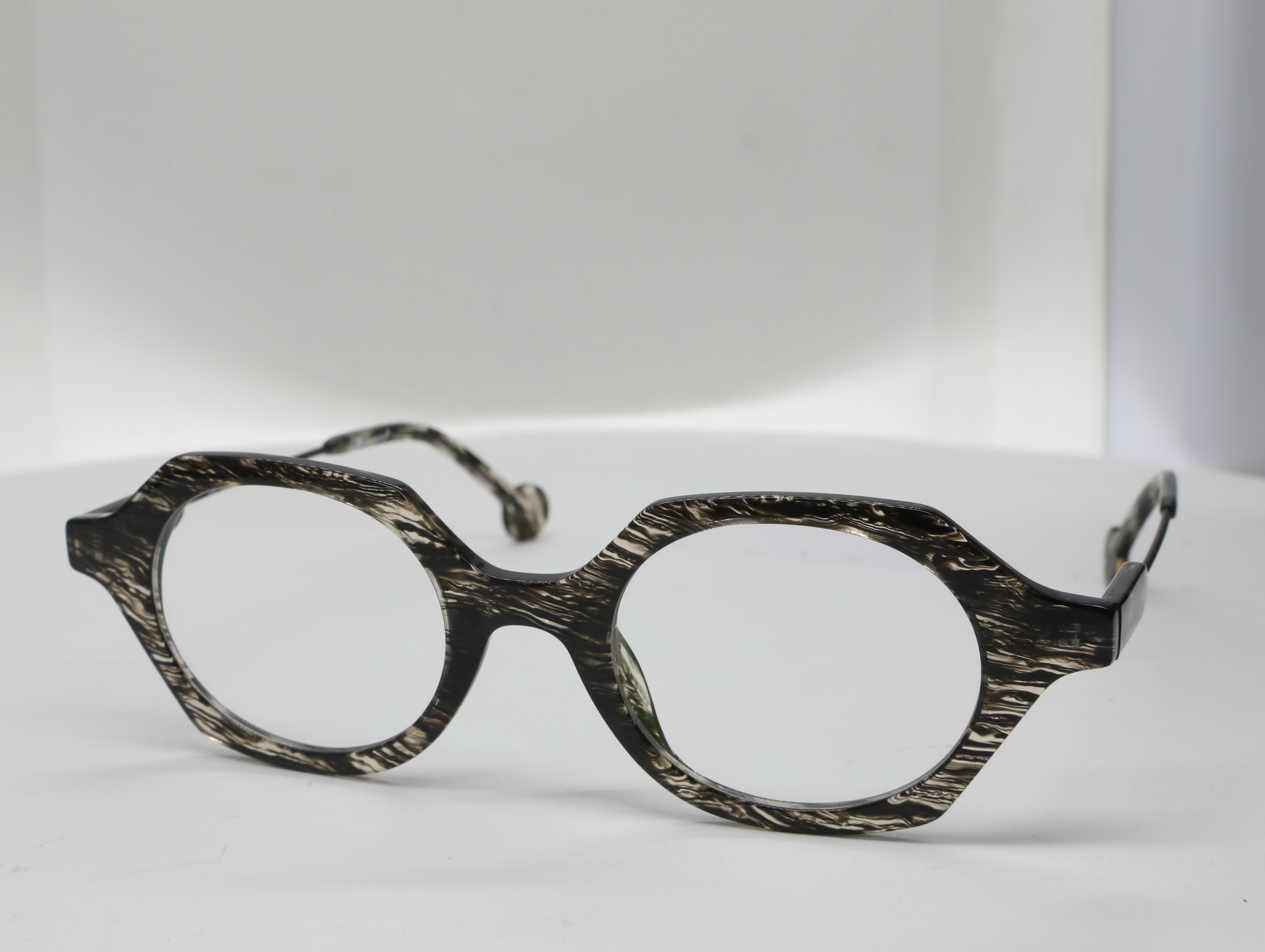 L.A. Eyeworks - ref: 95472