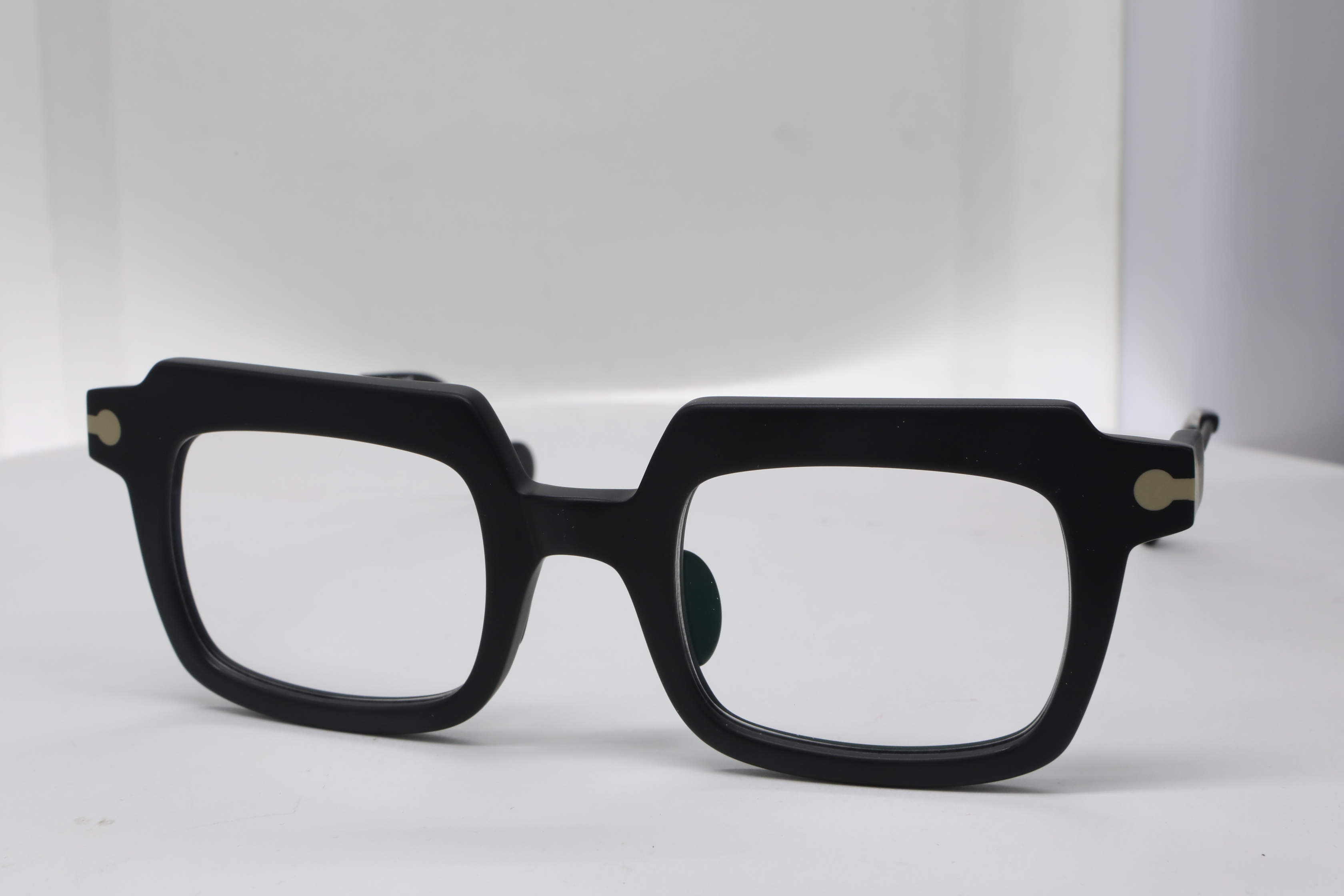 L.A. Eyeworks - ref: 95400