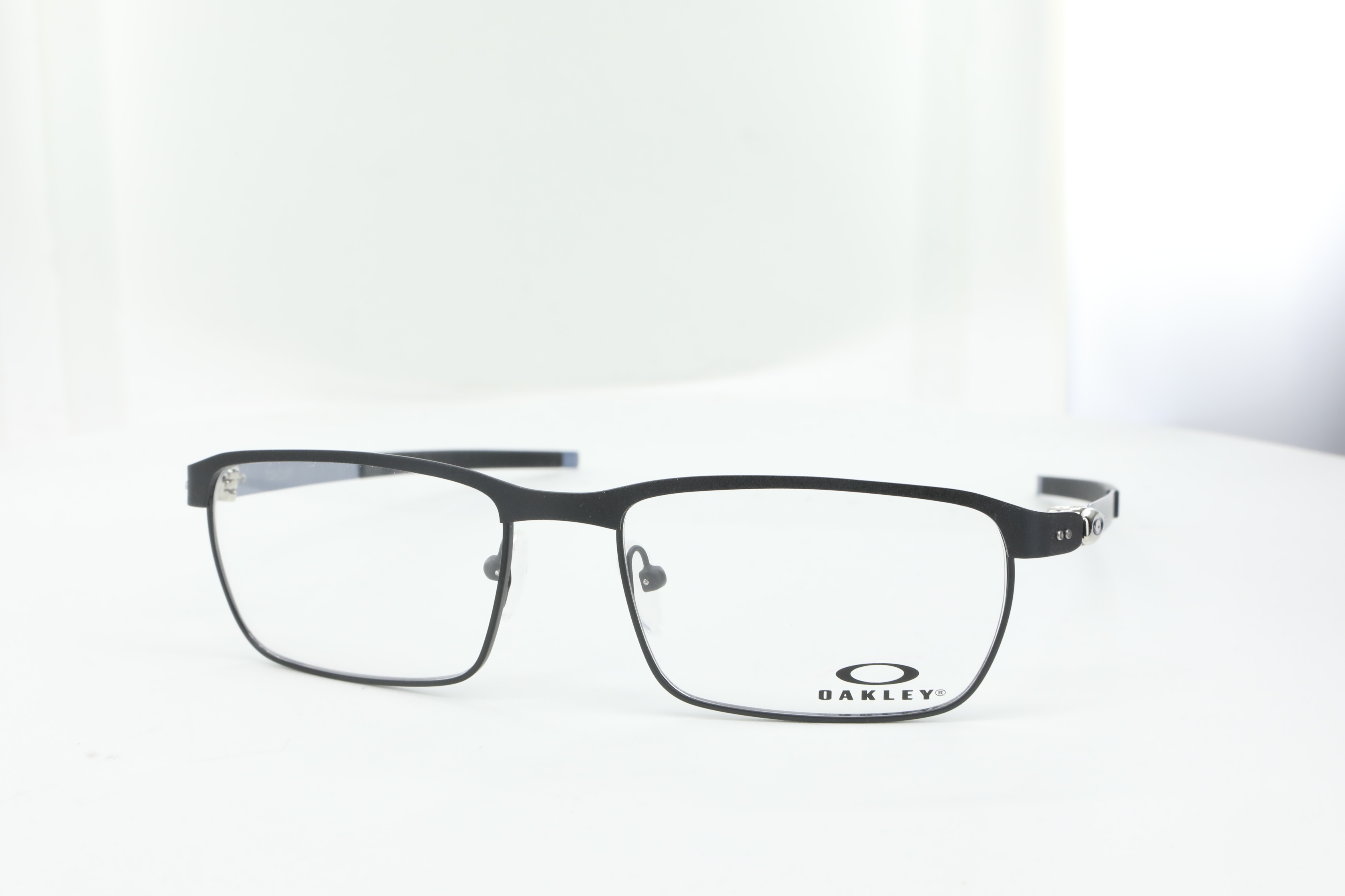 Oakley - ref: 93156