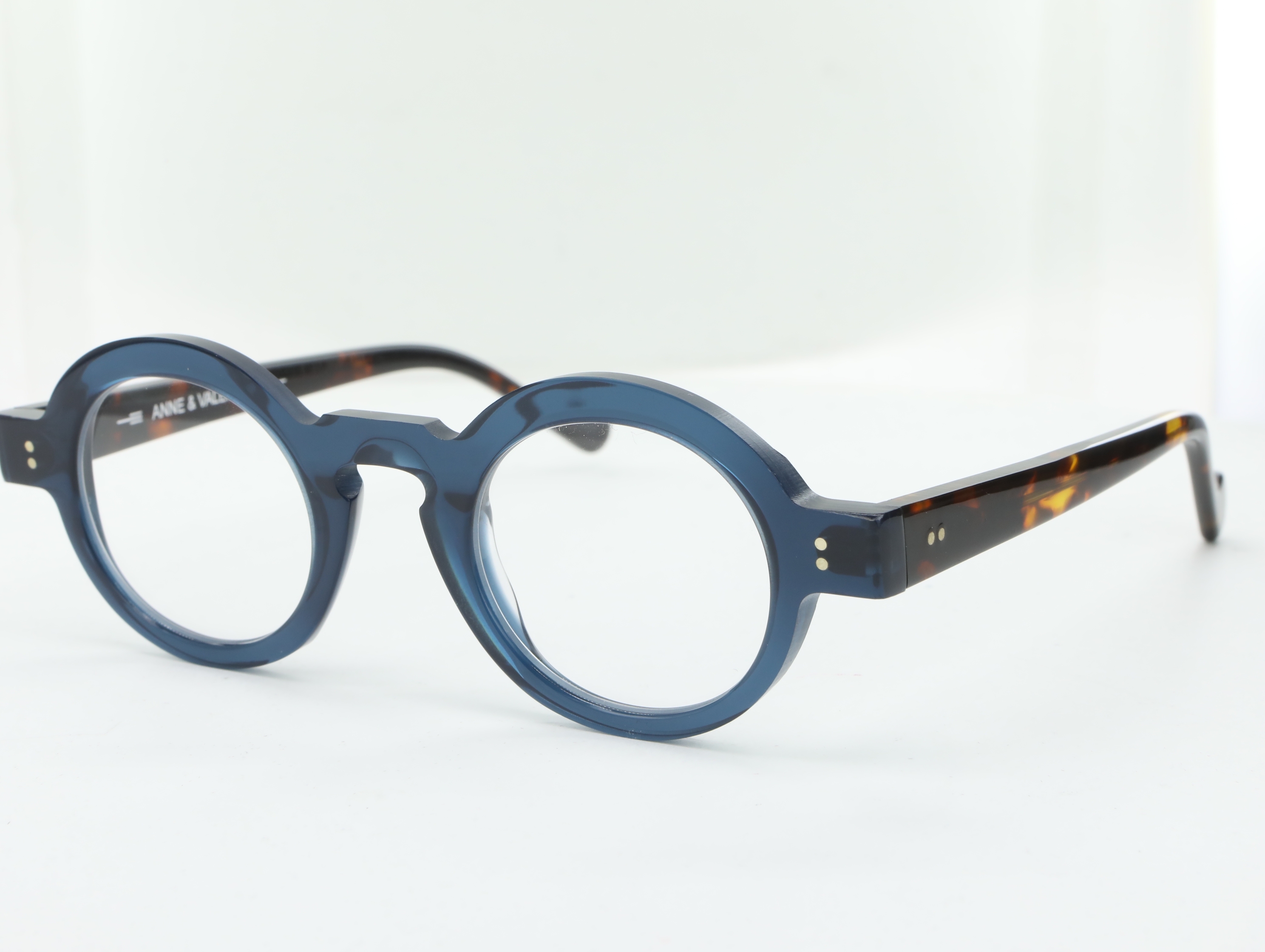 Anne et Valentin - ref: 92536