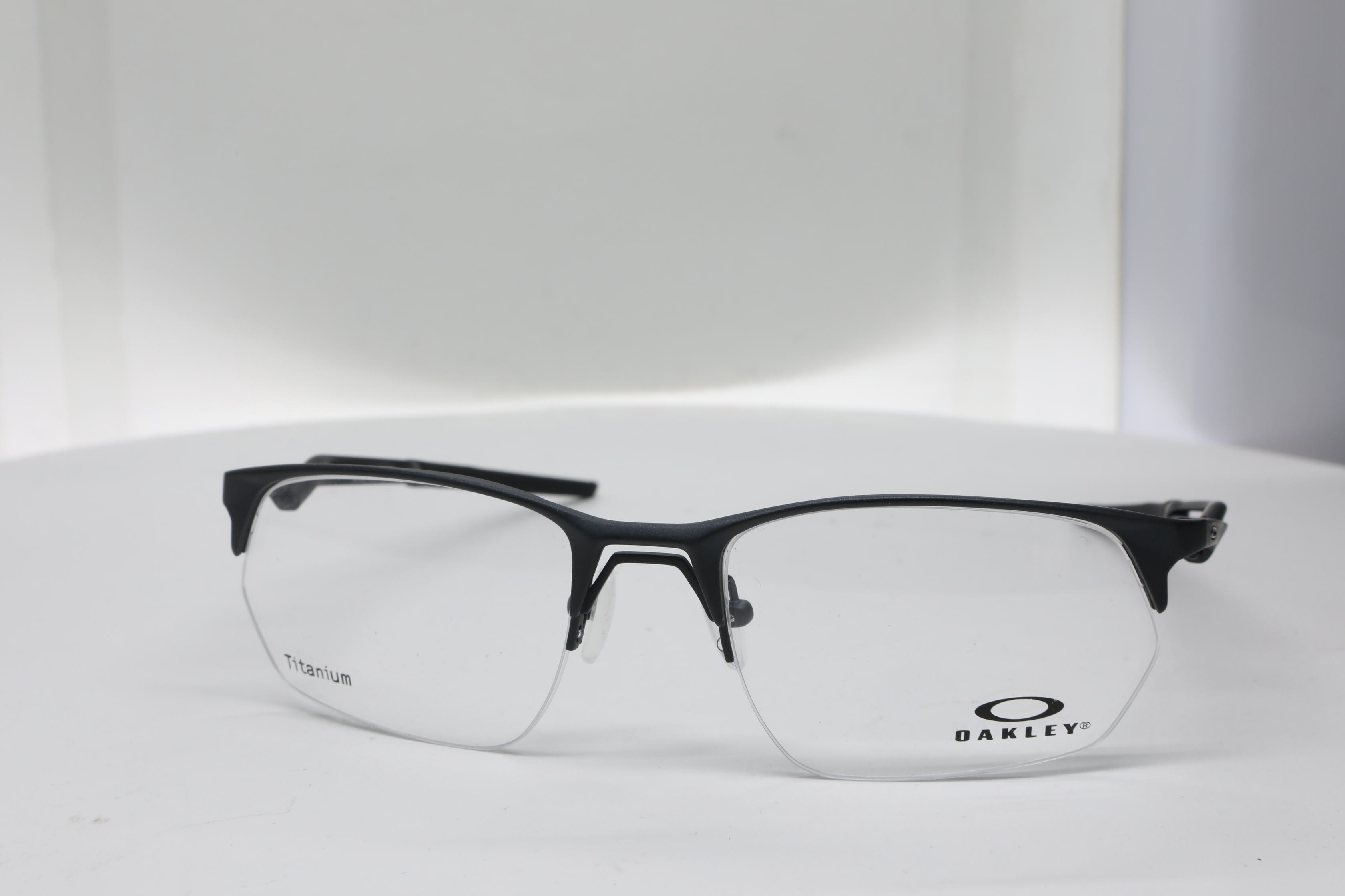 Oakley - ref: 94930