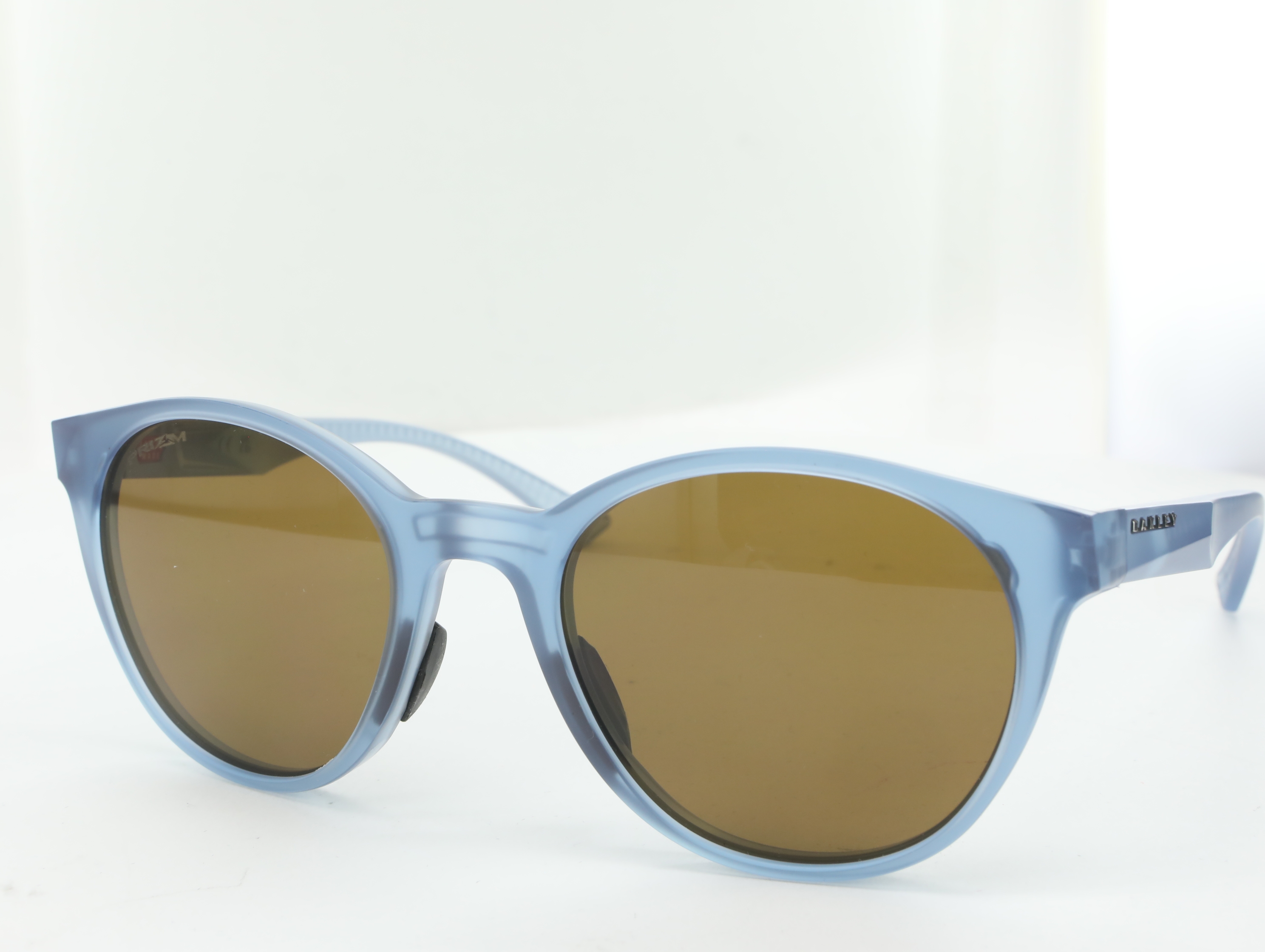 Oakley - ref: 94944