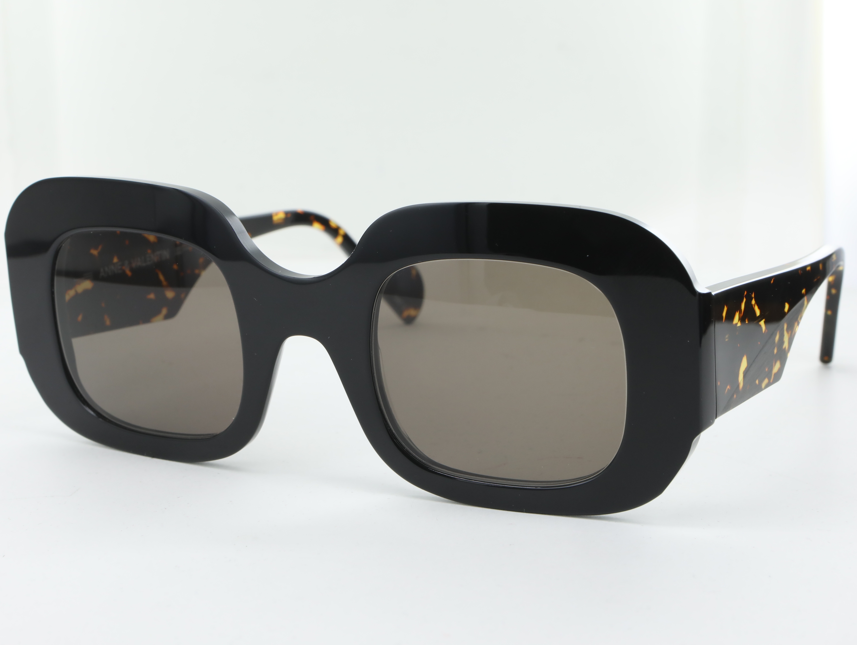 Anne et Valentin - ref: 92449